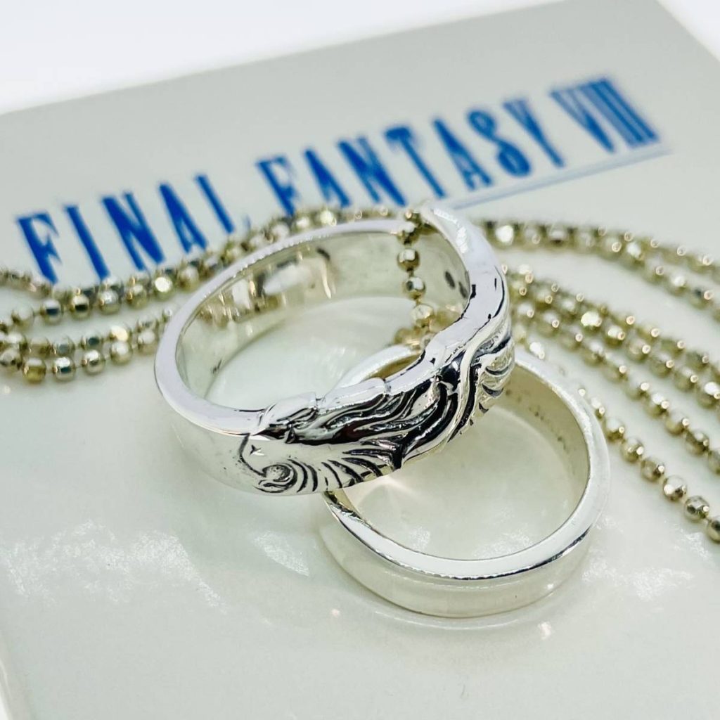 A silver ring designed after Squall's Griever ring.