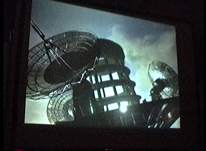 A cutscene of the radio tower in Dollet.
